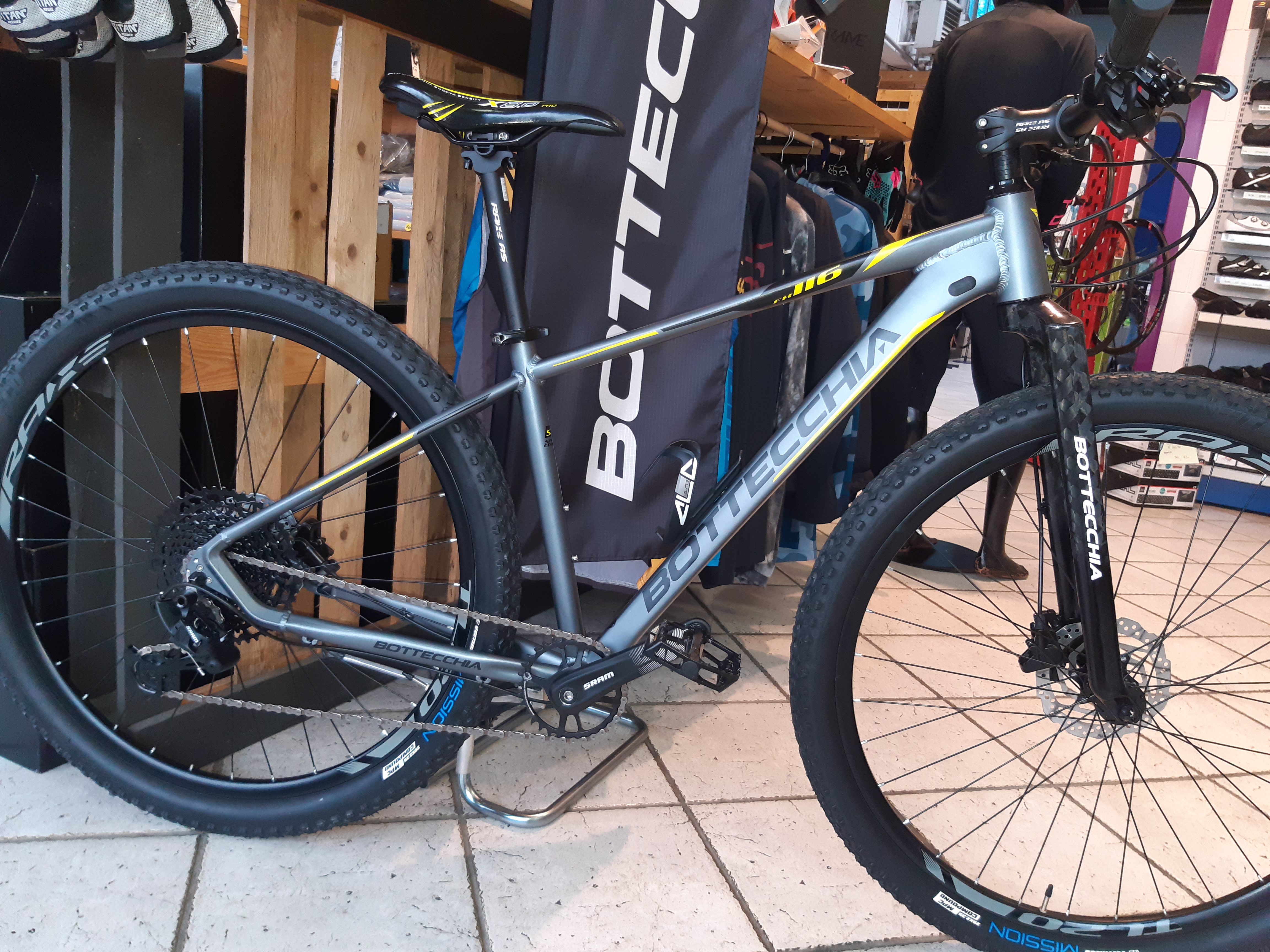 29 MTB 116 1X12 SRAM CARBO - scout bike